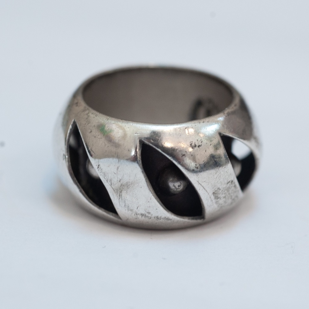 Unique Vintage Mexico Sterling Silver Cutout Ring Size 5